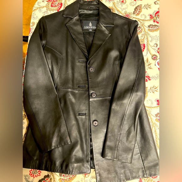 Jackets & Blazers - London Fog Leather fitted coat